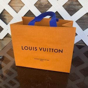 Louis Vuitton shopping bag